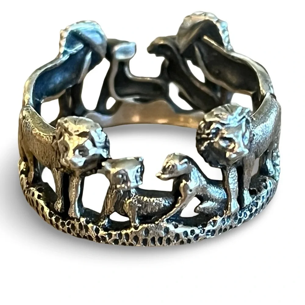 Sterling Silver Lion Family Ring Size 8